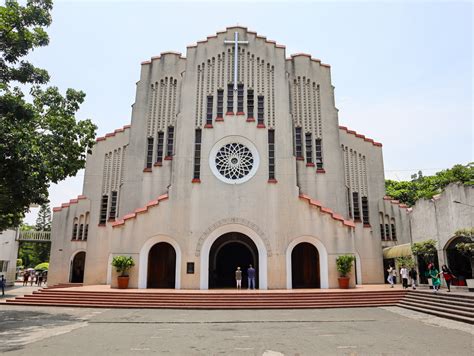 Baclaran Church .